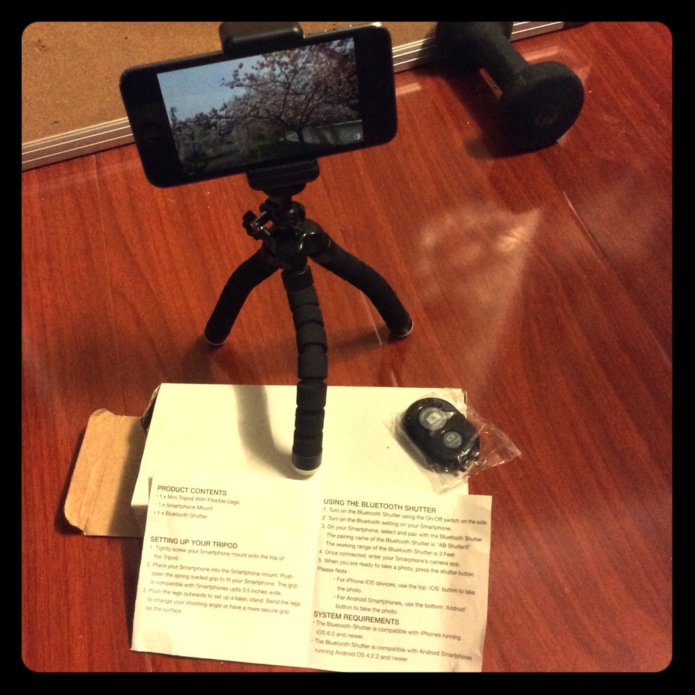 Bluetooth Tri-pod phone Mount.